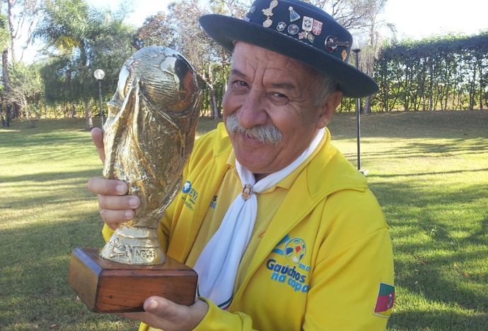 Gaucho Da Copa Morre Aos 60 Anos Em Porto Alegre Vitima De Cancer Wscom